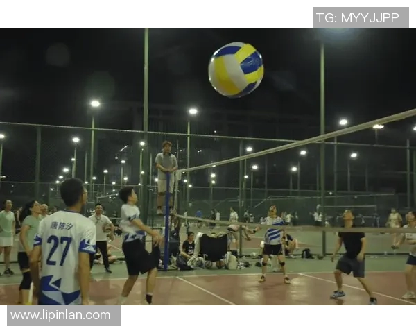 南京排球队的节奏与魅力探秘：一场关于青春与拼搏的排球盛宴