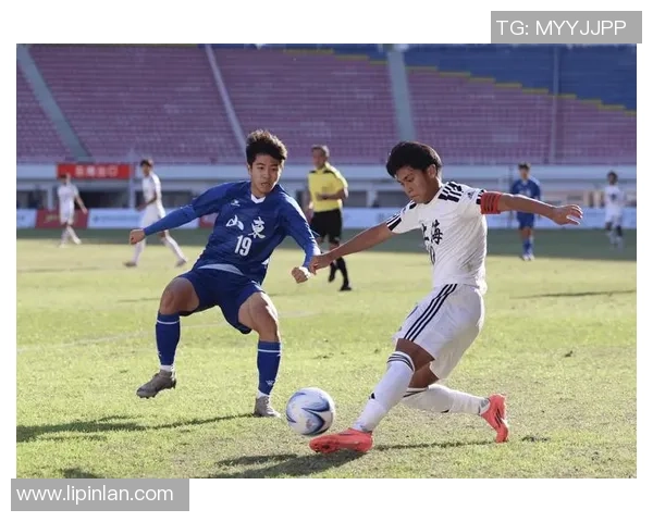 张逸群足球：从青训到职业联赛的成长之路与未来展望