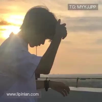 乌忱韵